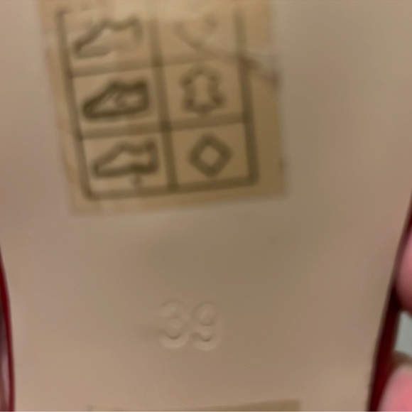 New Chelsea Crew Red Sandals - Picture 6 of 6